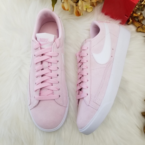 nike blazer low suede women's shoe